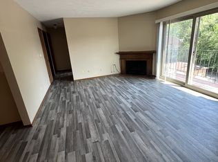 2500 & 2504 26th Avenue Court - 10, Rock Island, IL 61201