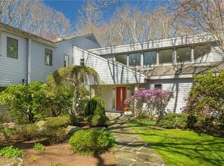 125 Woodruff Ave, Narragansett, RI 02882