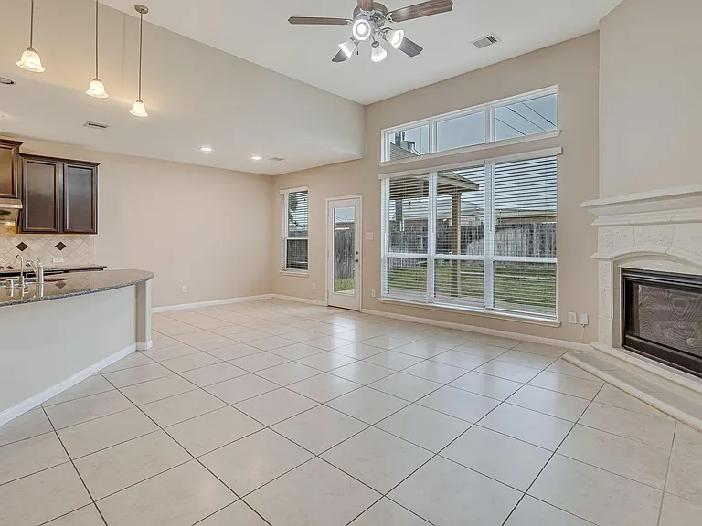 17602 Stamford Oaks Dr — Photo 14