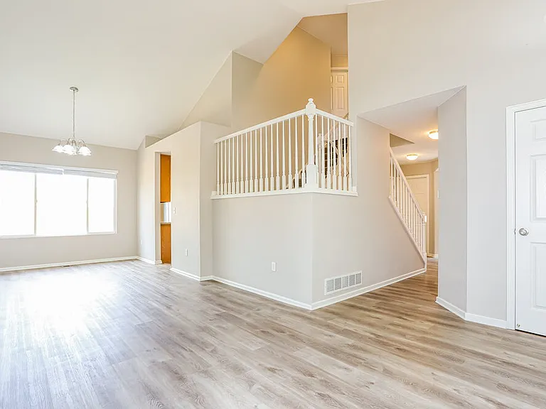 5308 Creek Way — Photo 6