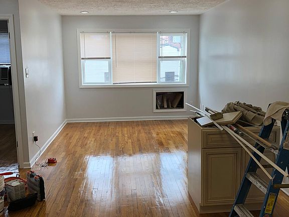 5th image of 2851 W 15th St #3