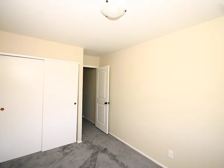 5470 Don Diablo Ct — Photo 10
