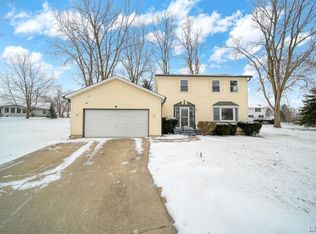 3257 Birch Ct, Adrian, MI 49221