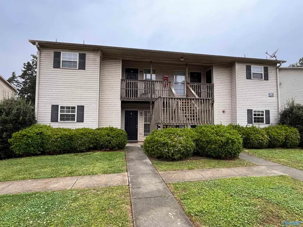 5005 Chancellor Sq NW APT A, Huntsville, AL 35810