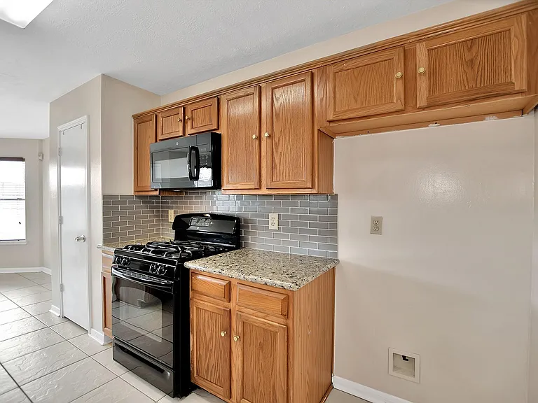 2939 Sailors Moon Dr — Photo 18