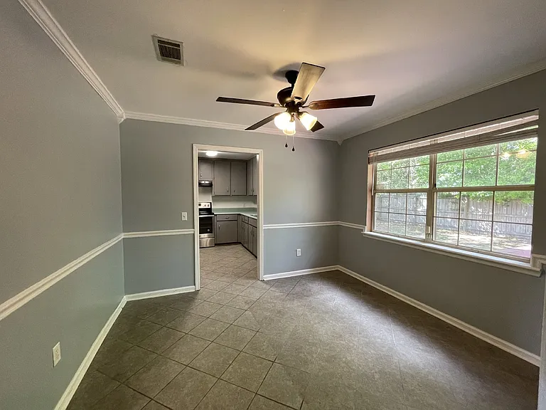 940 Wedgewood Way — Photo 5