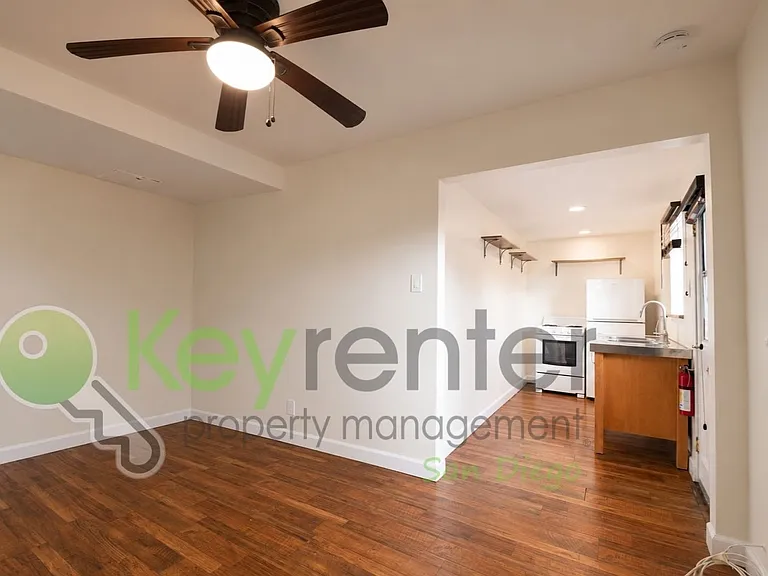 620A N Nevada St — Photo 2