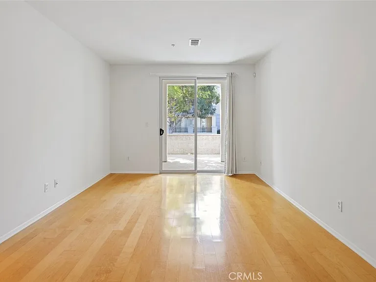 6400 Crescent Park E #111 — Photo 8