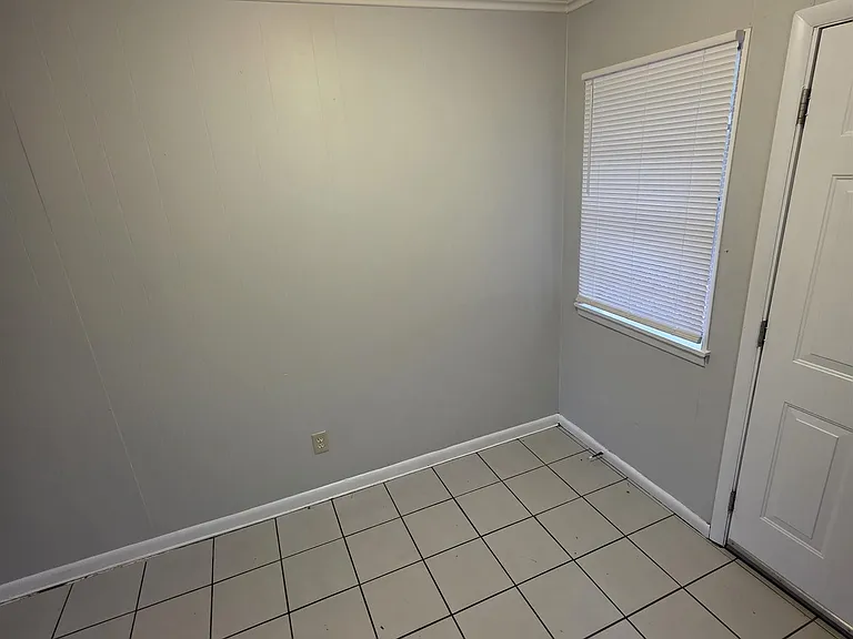 1401 Plummer Dr #A — Photo 6