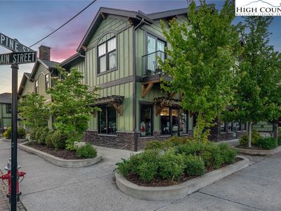 1150 Main Street UNIT Dogwood, Blowing Rock, NC, 28605