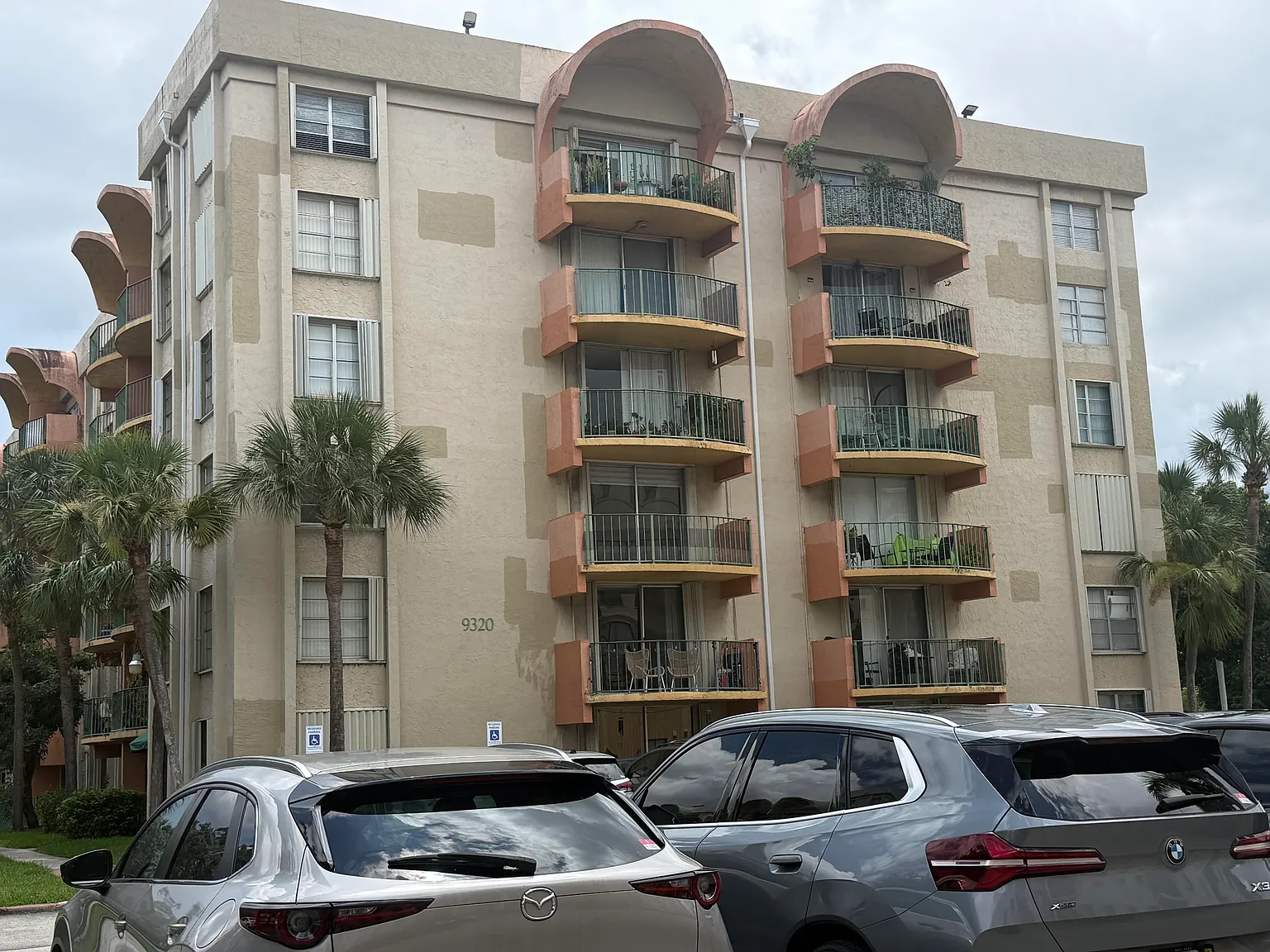 1 bed, 696 sqft, $1,775 — Photo 1