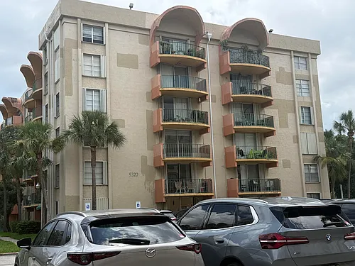 9320 Fontainebleau Blvd Photo 1