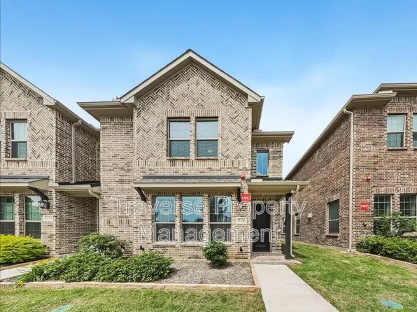 213 Suma Dr, Euless, TX 76040