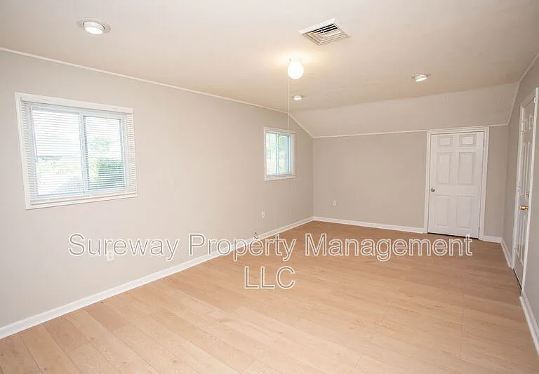 11 Sedgwick Ln — Photo 10