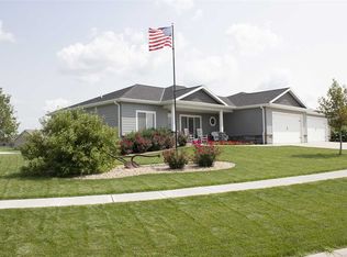 6144 Meander Cir, Juniata, NE 68955