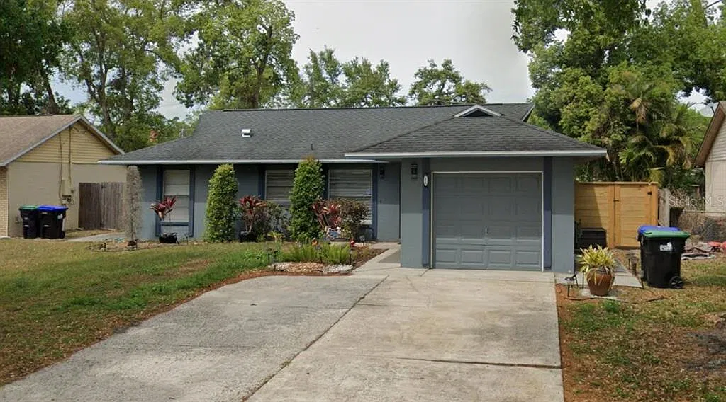 1 bed, 1.0 bath, 500 sqft, $900 — Photo 1