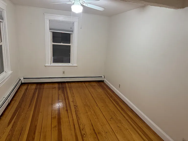 160 Washington St #2 — Photo 8