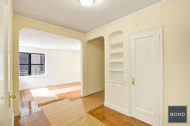 Rented by Bond New York