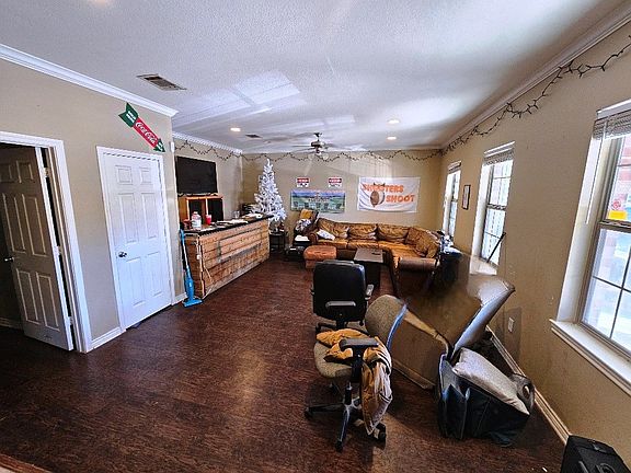 3rd image of 307 Church Ave