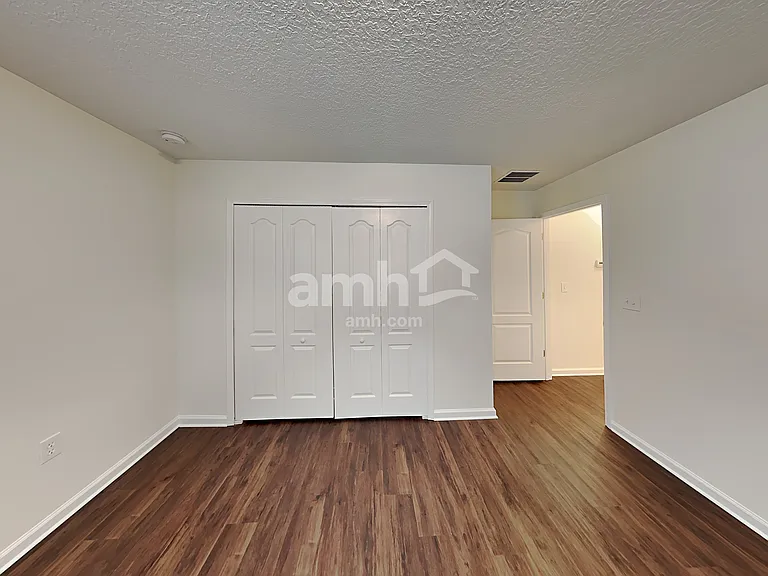 2433 Adams Lake Blvd — Photo 20