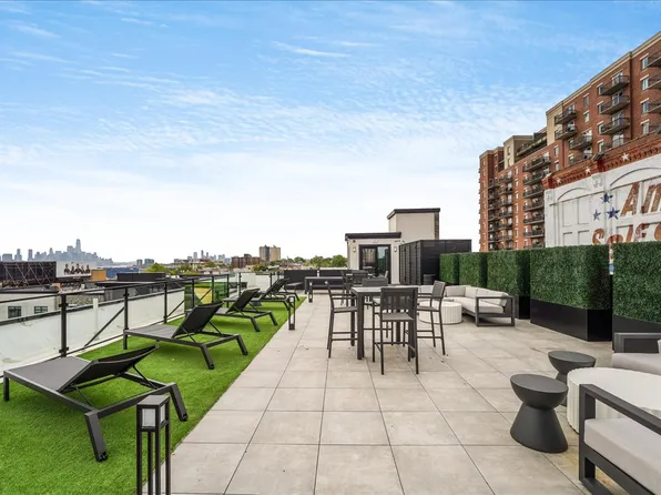 121 34th Street image 36 of 213