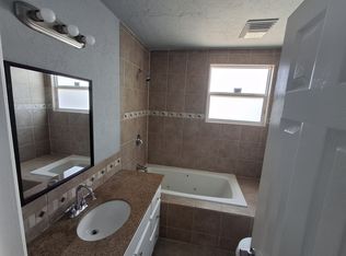 908 NW 20th St, Lawton, OK 73507