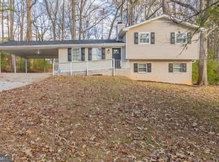 6206 Prince Ct, Douglasville, GA 30135