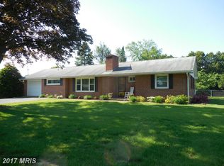 86 Fersfield Rd, Chambersburg, PA 17202
