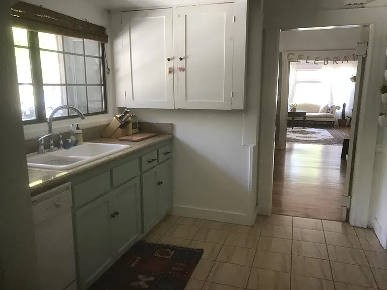 Kitchen &