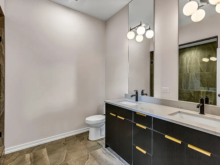 4906 S Saint Lawrence Ave #3 — Photo 14
