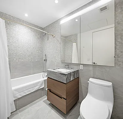 Rented by Nest Seekers International | media 25