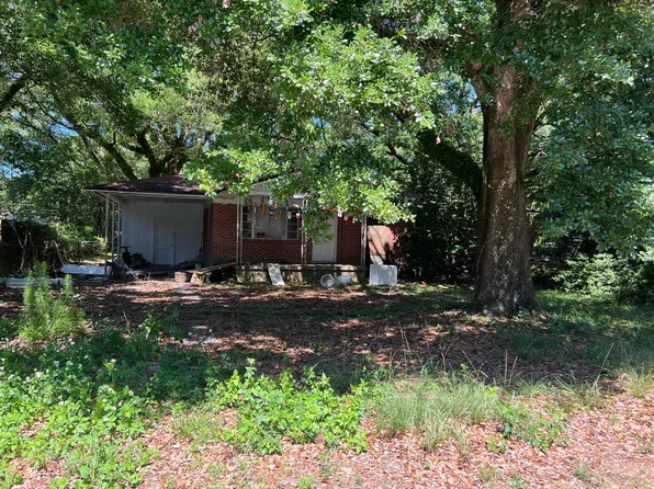 5843 Sanders St, Pensacola, FL 32504
