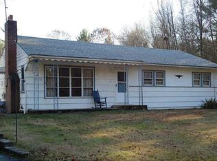 14 Anthony Rd, Foster, RI 02825