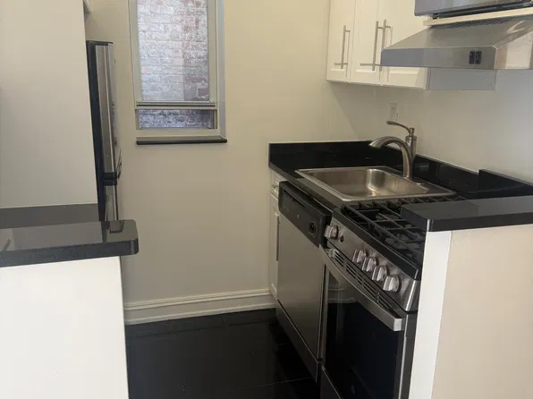 171 East 83rd Street image 1 of 13