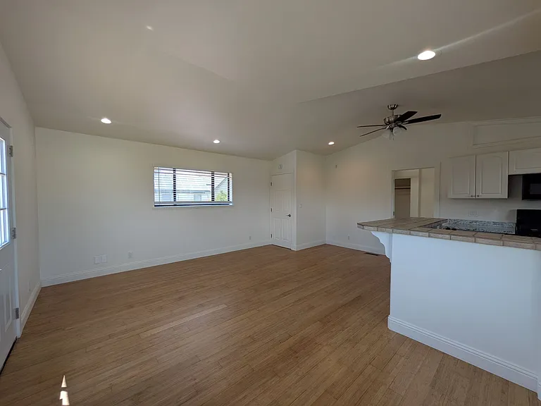 197 Colina St — Photo 5