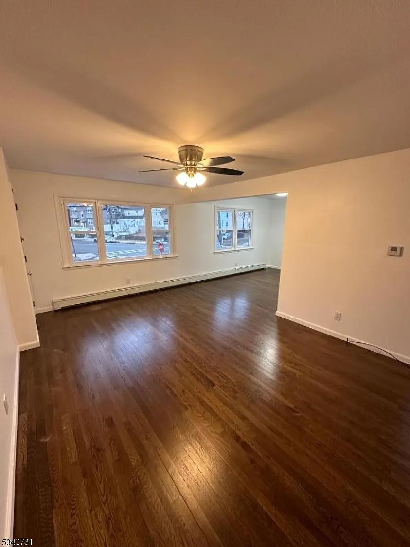 3 bed, 1.0 bath, $3,000 — Photo 1