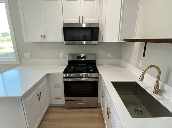5076 La Paz Dr, San Diego, CA 92113