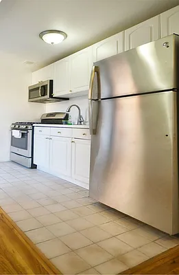 Rented by Bold New York | media 28