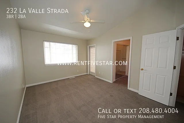 232 La Valle Strada — Photo 7