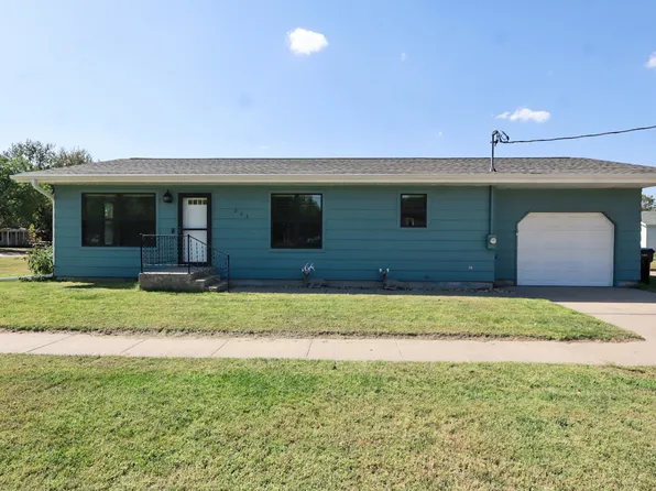203 Church St, Alma, NE 68920