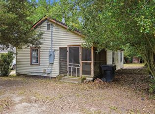 207 2nd St, Erwin, NC 28339