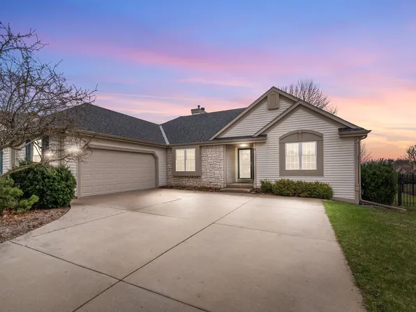 N66W13723 Crestwood DRIVE, Menomonee Falls, WI 53051