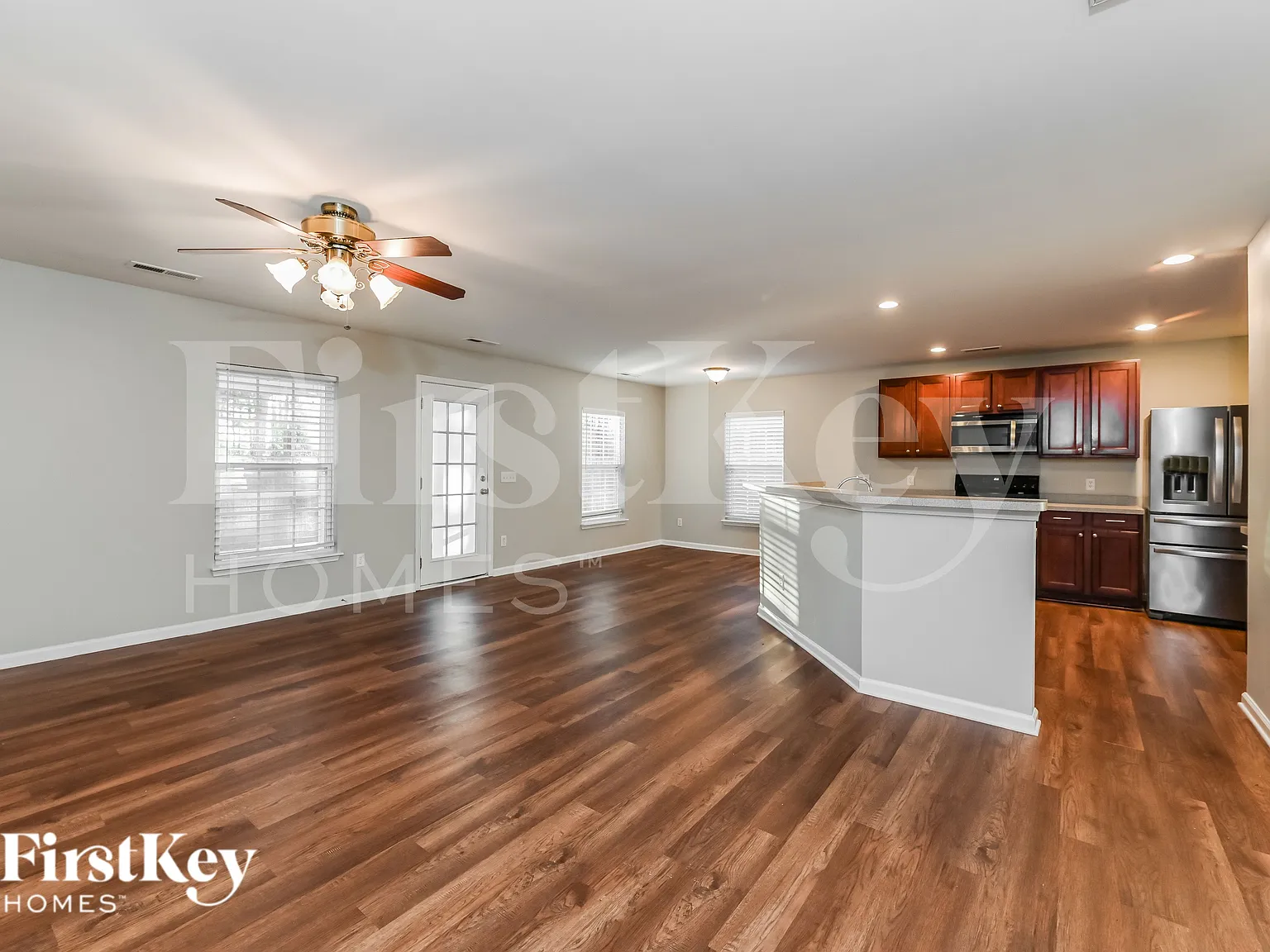 4 bed, 2.5 bath, 2380 sqft, $2,935 — Photo 3