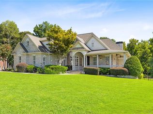 1348 Ewing Creek Dr, Dacula, GA 30019