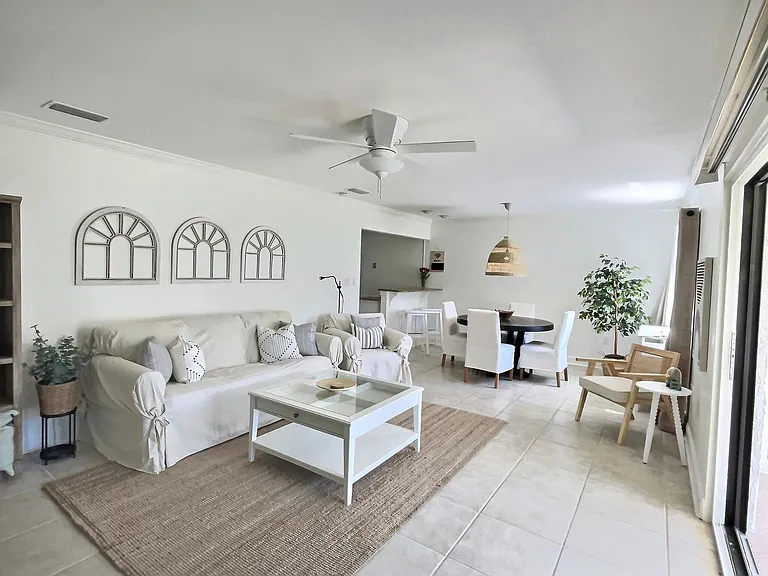 2315 Costa Verde Blvd #101 — Photo 1
