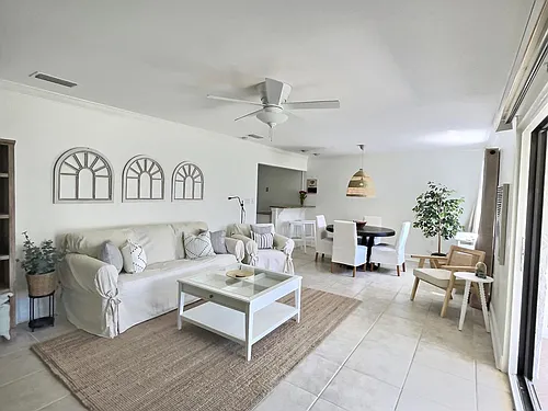 2315 Costa Verde Blvd #101 Photo 1