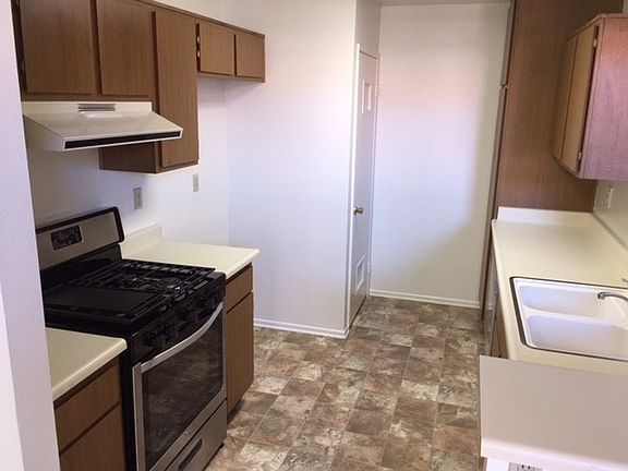 2nd image of 2368 Archwood Ln Unit 26