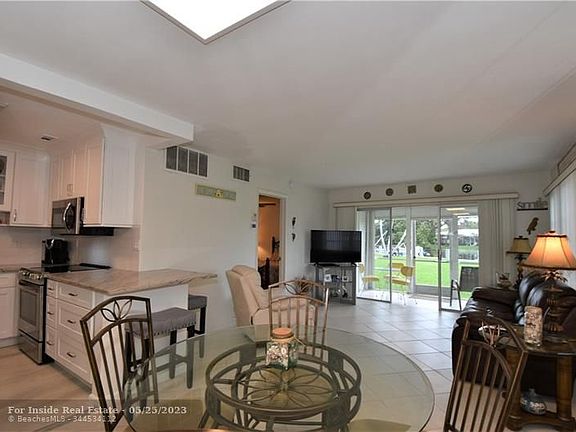 4th image of 2970 NE 16th Ave APT 116