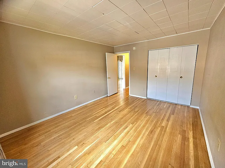 2417 Barracks Pl #1 — Photo 7