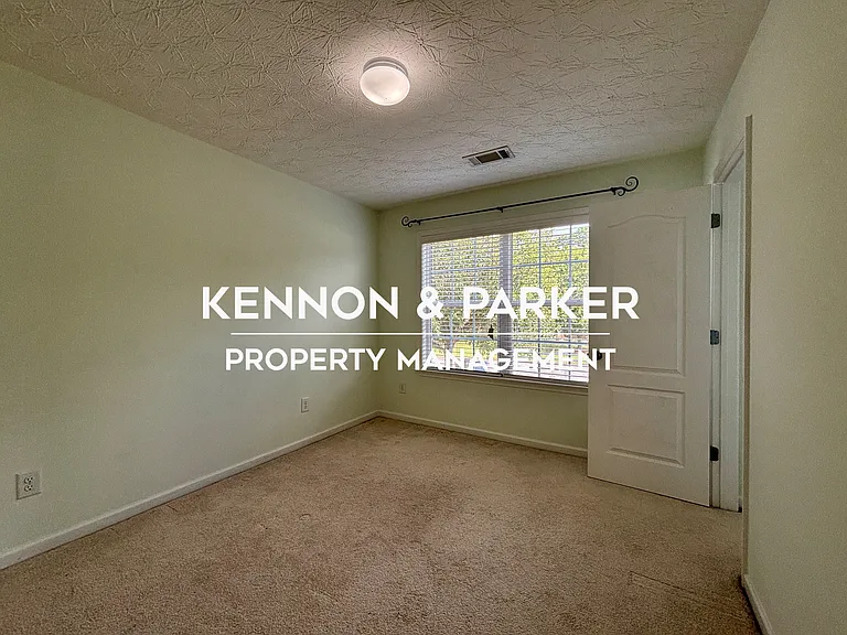 4613 English Ivy Dr — Photo 20